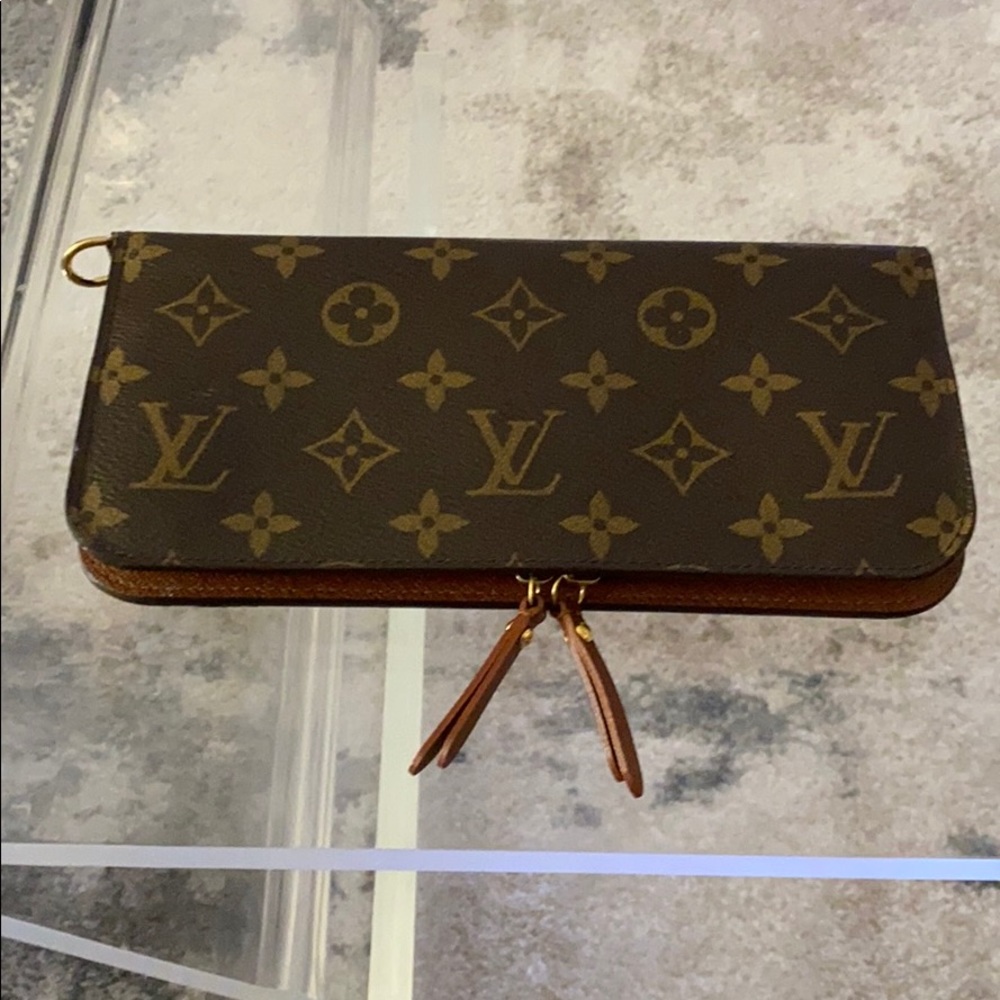LV wallet